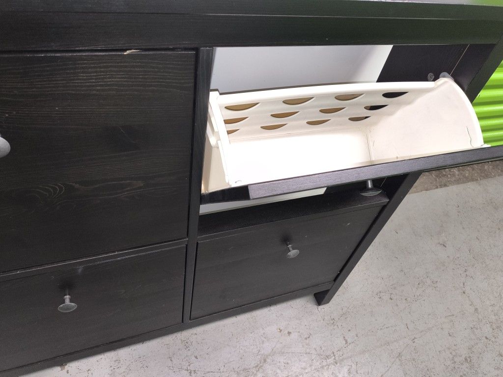 Luxury Shoe Storage