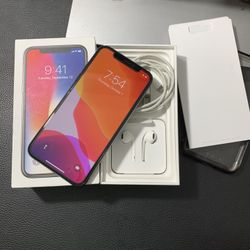 iPhone X Unlocked