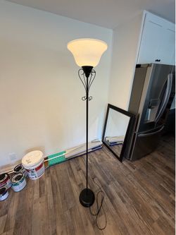 Floor Lamp (71” tall)