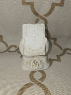 Vintage Ceramic Bisque Religious Figurine Praying Hands holding Bible with Rose