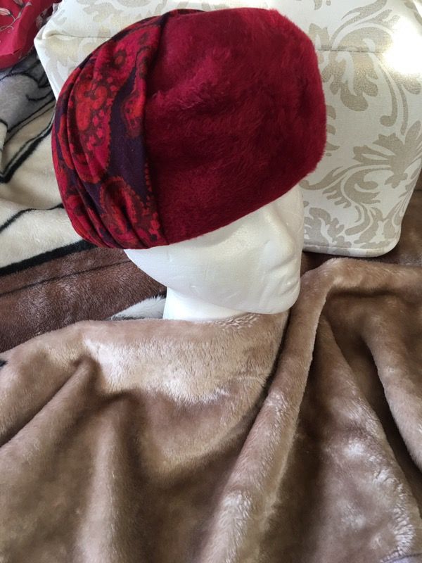 Vintage Hat (Empress Cloche felt ) Beautiful