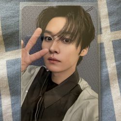 Lee Know Photocard