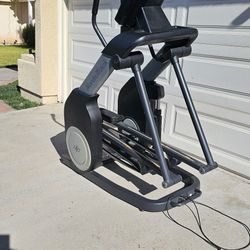 Elliptical Nordictrack Like New 