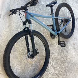 SPECIALIZED PITCH MOUNTAIN BIKE Mechanical DISC BRAKES SMALL 