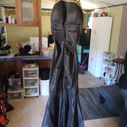 Black And Gold Prom dress 