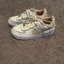 Women’s Nike Air Sz7