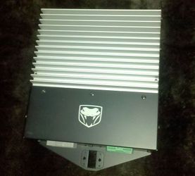 Dodge viper OEM audio amplifier 03