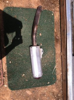 05 suzuki muffler