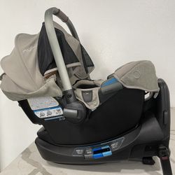 Nuna Car seat & base