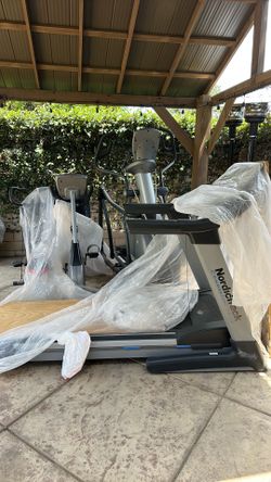 Commercial workout Machines