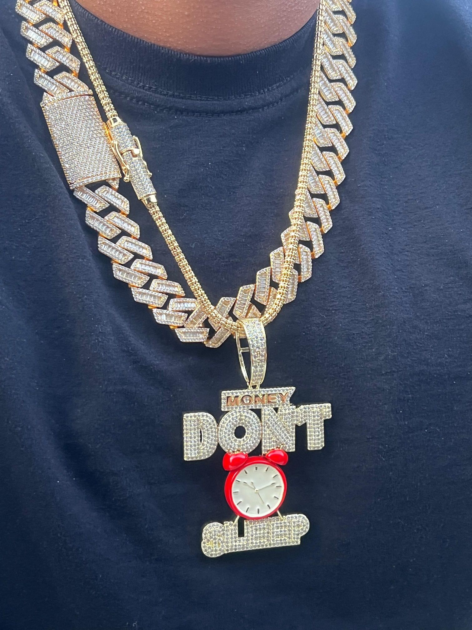 2 Necklace 1 Pendant