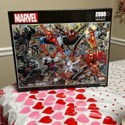 Spider-Verse Marvel 2000 Piece Puzzle: Spider-Man