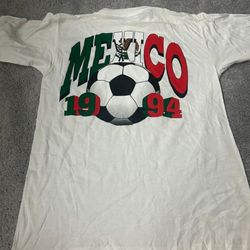 Vintage Vintage 1994 World Cup Soccer USA White T-Shirt Mexico Adult Size M Rare