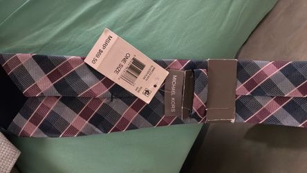 “TIES” MK. & Geoffrey  Beene  ! Brand New