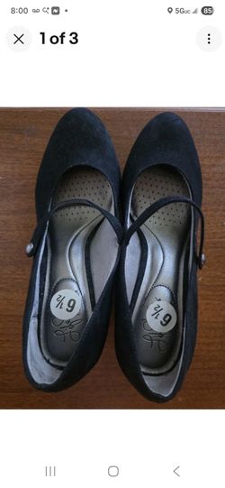 Life Stride Flex Suede Mary Jane Comfort Block Heels