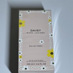 Marc Jacobs Daisy Eau So Fresh 4.2oz Perfume