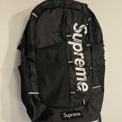 Supreme Backpack (check out my page🔥) 