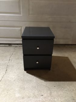 Malm bedside table glass top deals