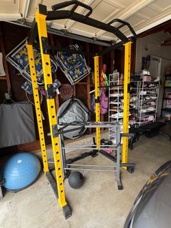 BalanceFrom squat rack power cage