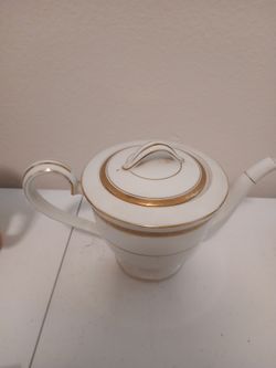 Teapot