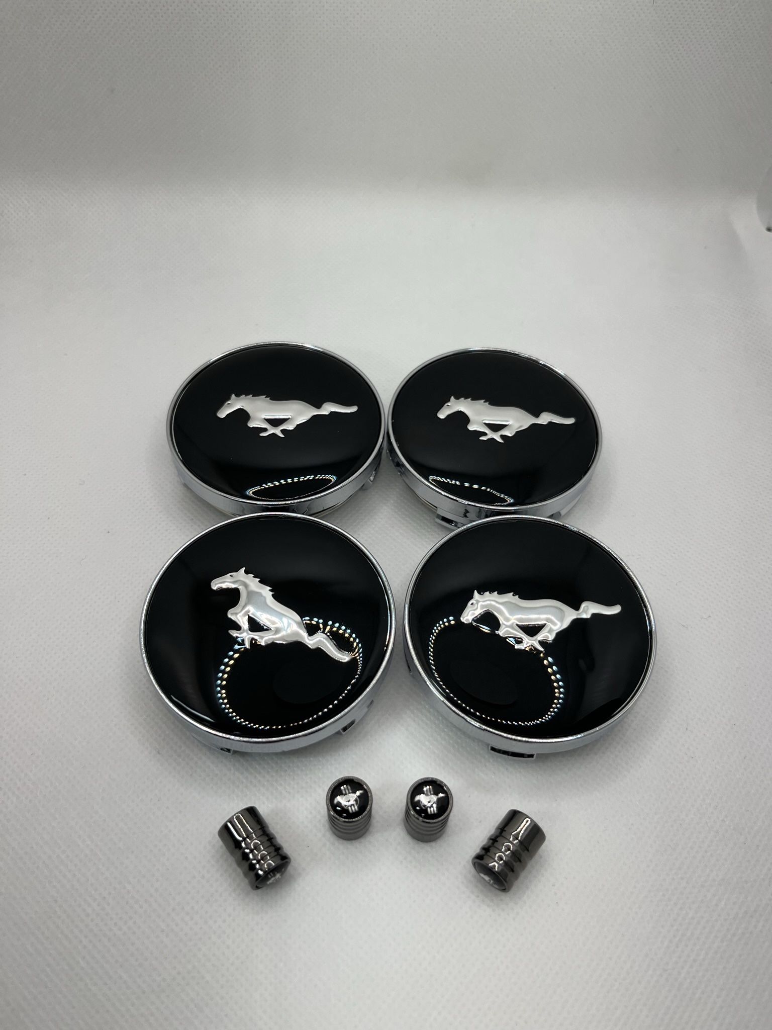 Set Of 4 Fits Ford Mustang Center Caps & Tire Air Valve Caps 60mm