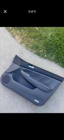 Honda accord 2003- 2007 passenger door panel and rear right door panel