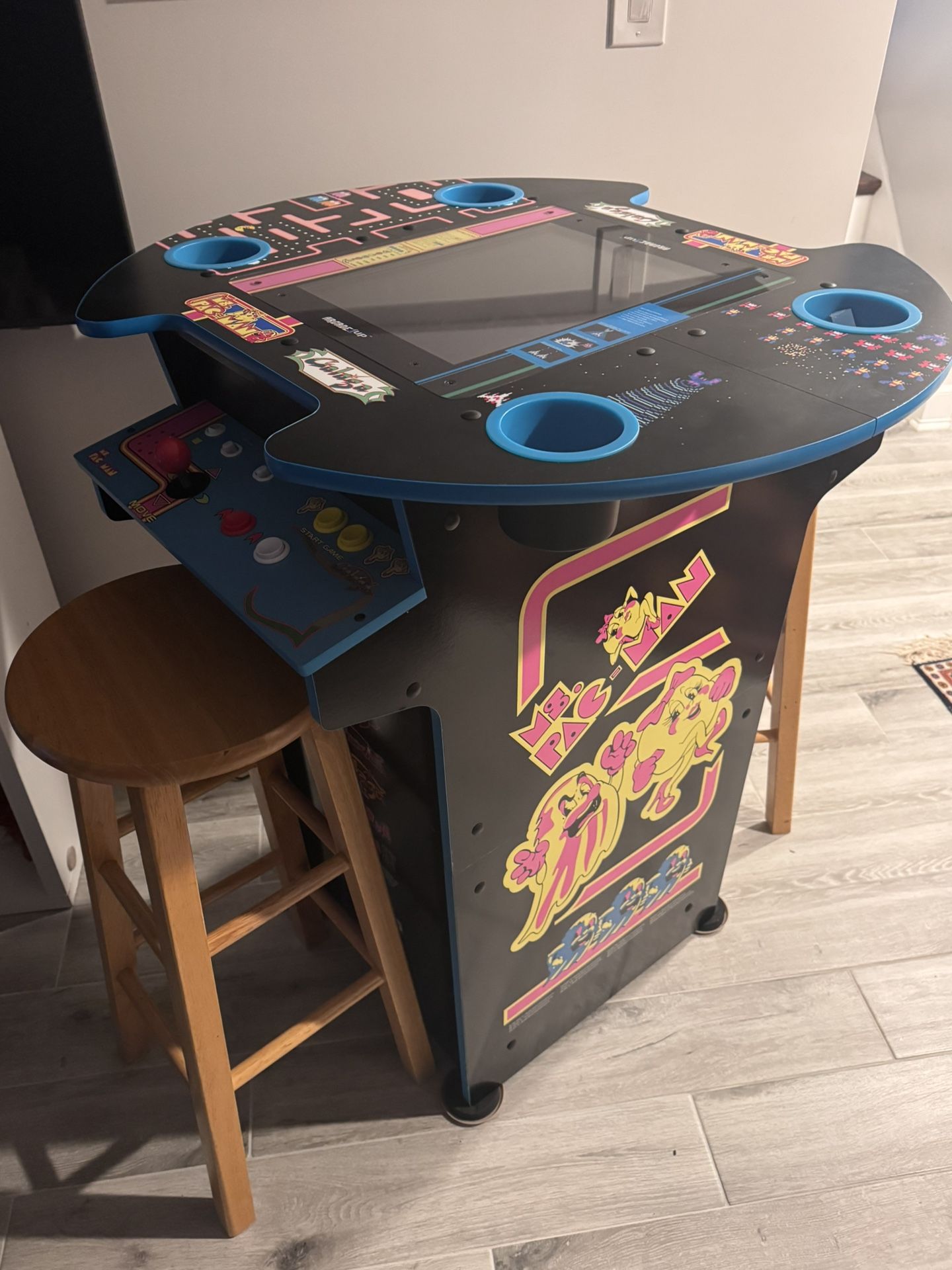 Arcade Table