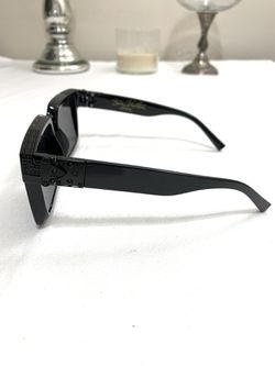 Louis Vuitton Monogram lenses Conspiration Pilot Sunglasses for Sale in  Alexandria, VA - OfferUp
