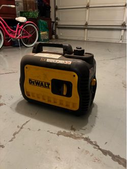 Dewalt 2500/200 Watt Gas Powered inverter generator