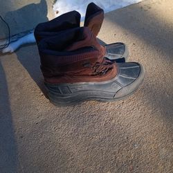 Snow Boots