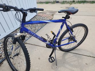 TREK 820 Single Track Series 21 Inch 53.5 Cm Aluminum Frame Tuned Up And Ready To Ride