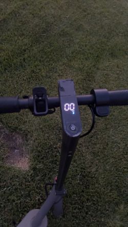 Naviac electric scooter, grey and black