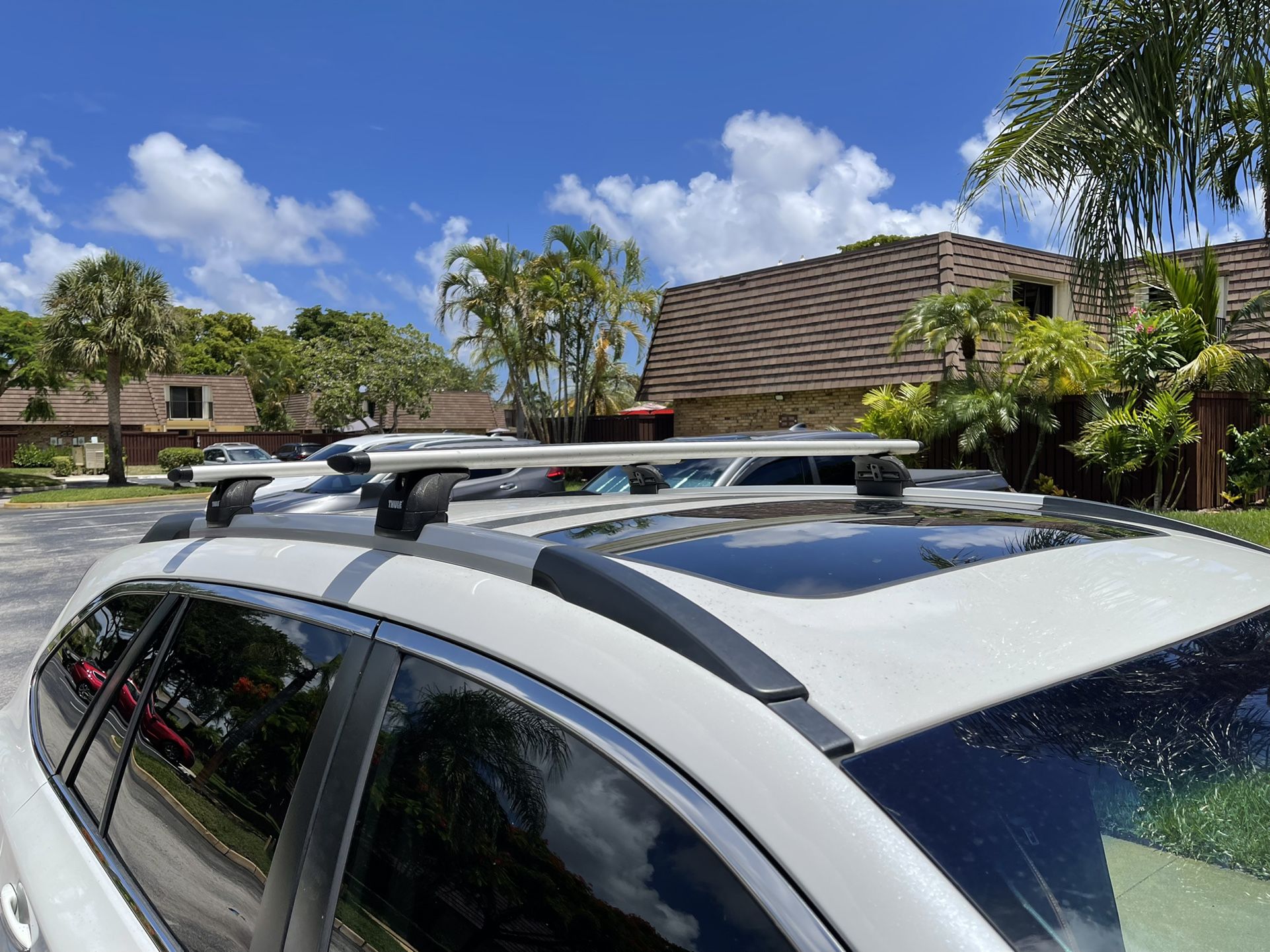 Thule Wingbar Evo 118 Thule Flush Rail Evo Kit 186047