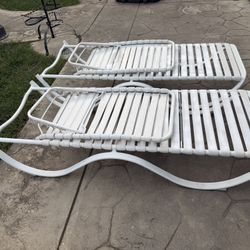 Adjustable chaise Lounge  Please Read the description