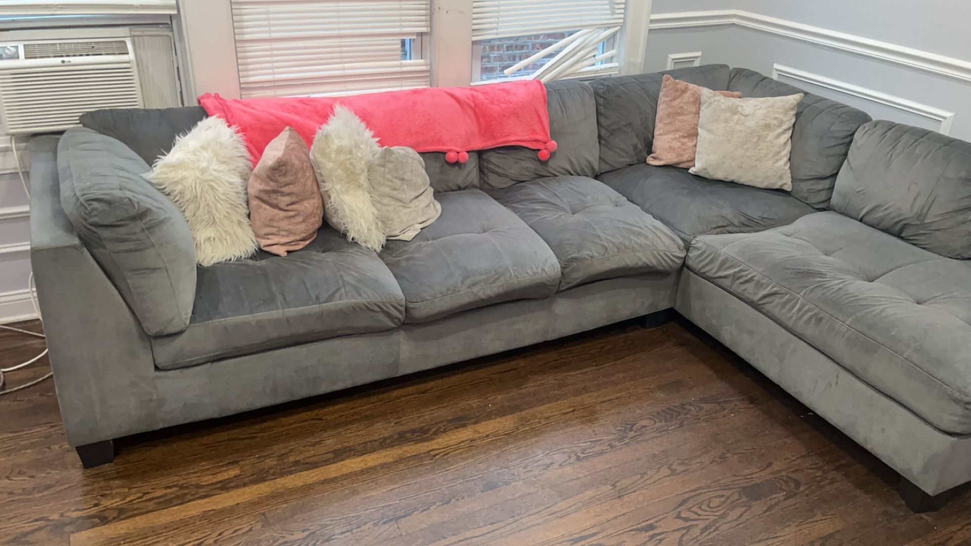 Used Couch/Sofa/Sectional