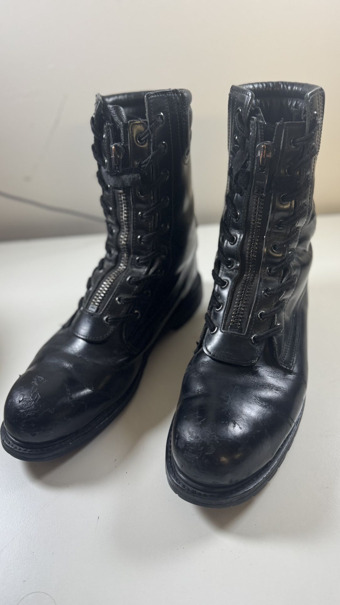 Vibram Men’s Combat Boots Size 16