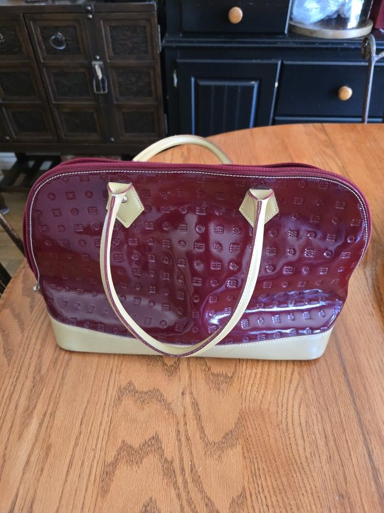 Arcadia handbag purse bag made in Italy color red patent leather