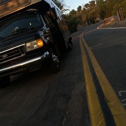 Party bus/ Limousine 