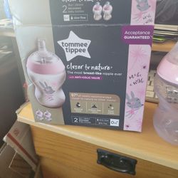 Tommee Tippee Closer To Nature 260ml Decorated Baby Bottles 2 Count