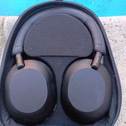 Sony WH-1000XM5 Premium Noise Canceling Headphones, Auto NC Optimizer, 30-Hour Battery, Alexa Voice Control, Black