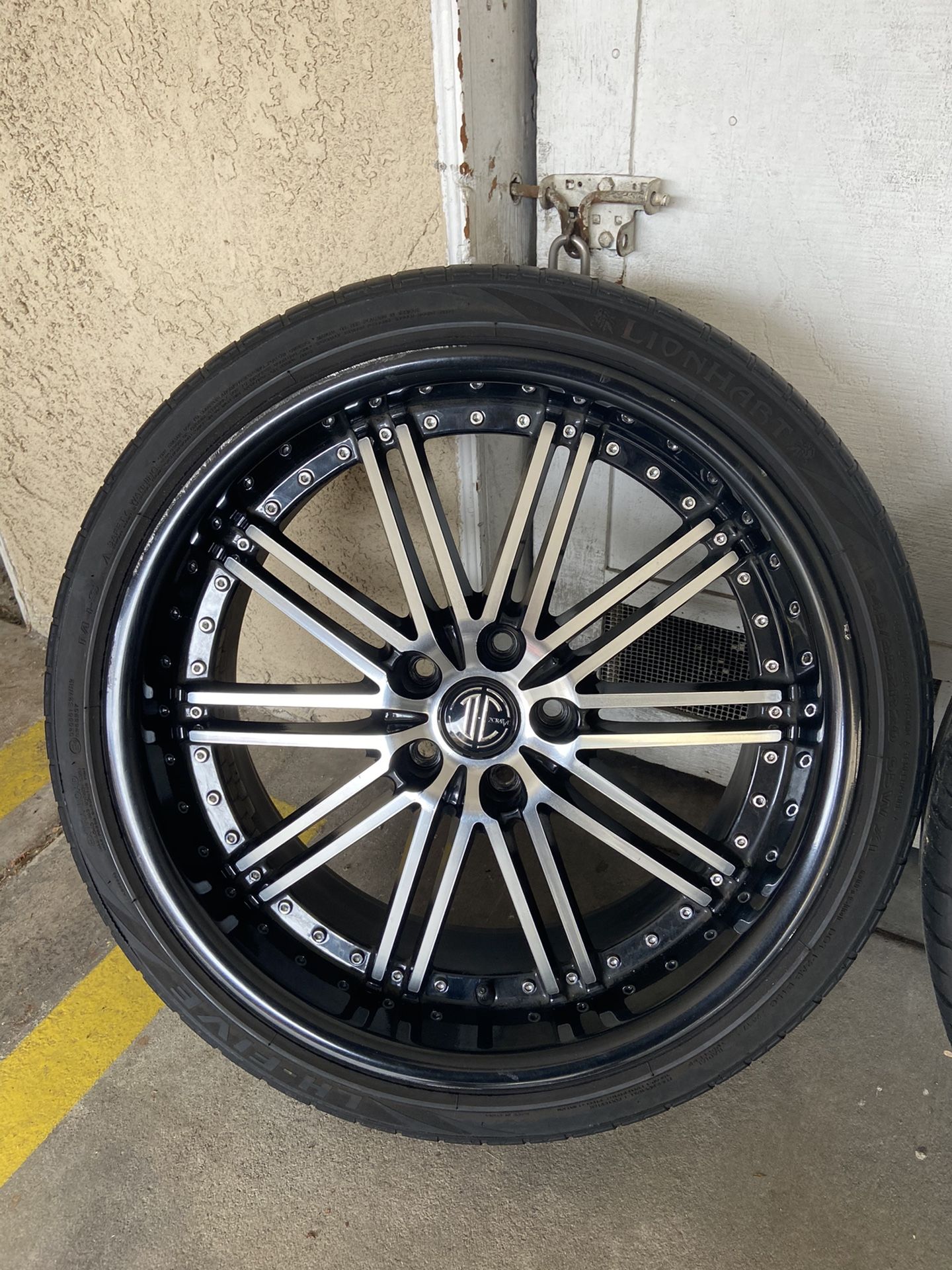 20” wheels & tires