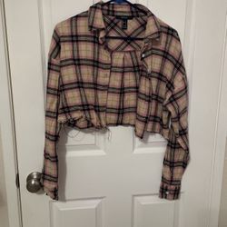 Cropped plaid shirt