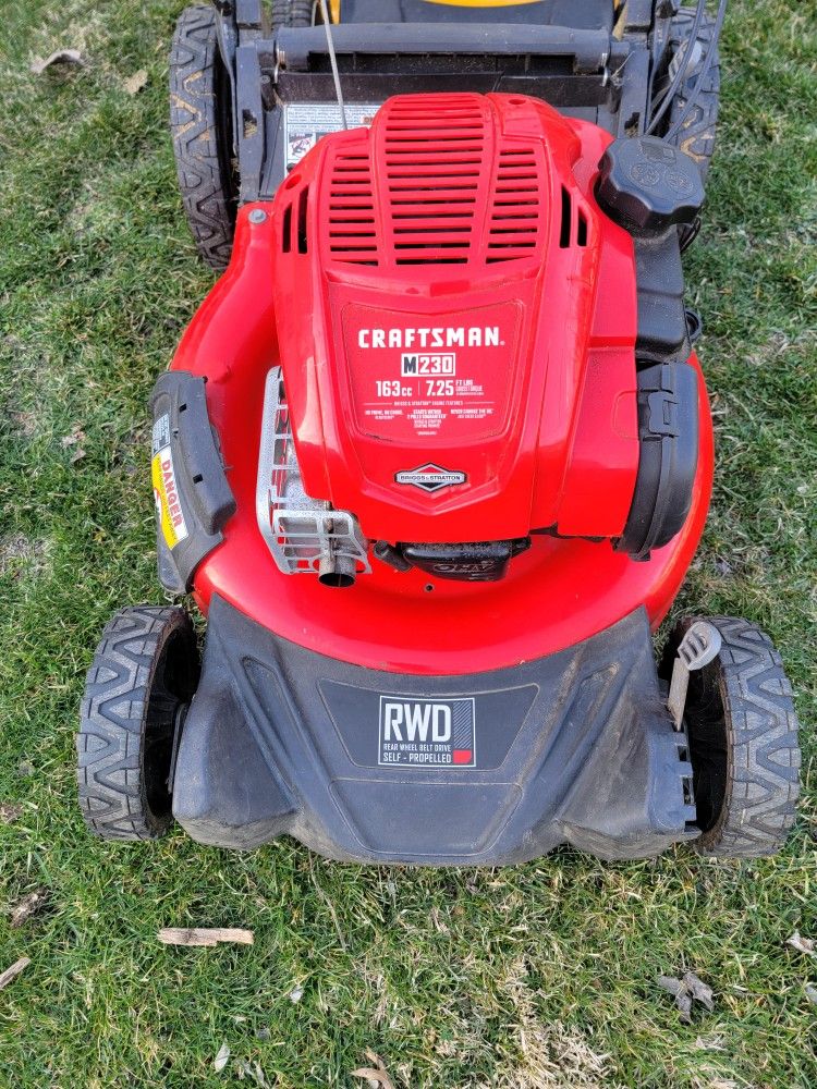 Craftsman M230 Lawn Mower