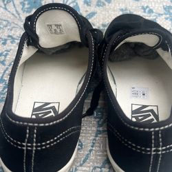 Ladies 41/2 vans