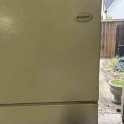 Frigidaire Refrigerator/freezer