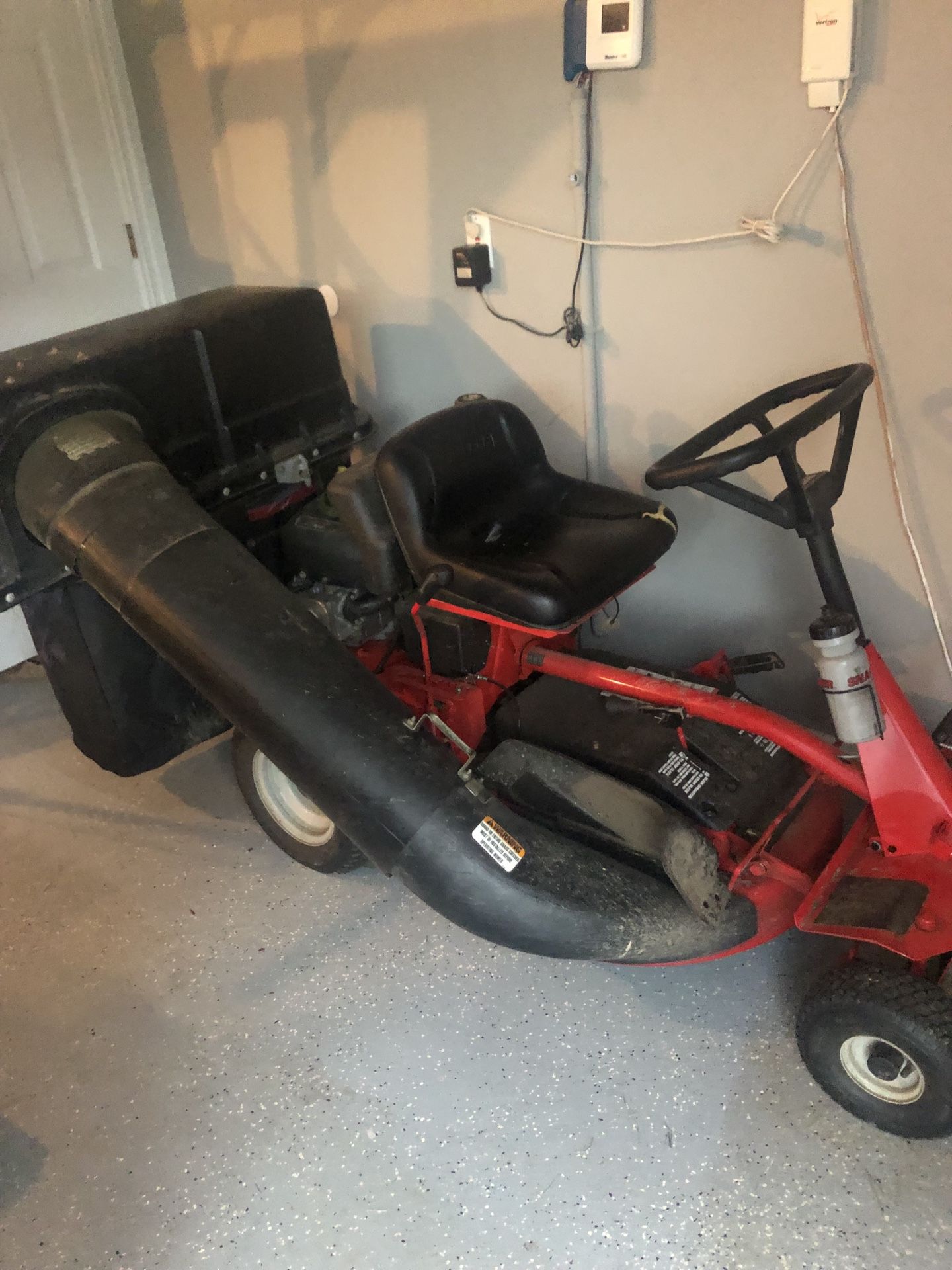 Snapper double bagger riding lawn mower 700$ or best offer