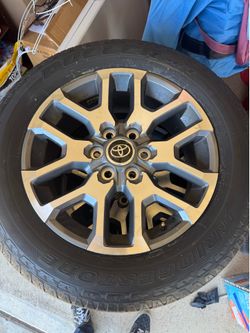 OEM 2024 Toyota Tundra 20” Wheels & Bridgestone Dueler H/T Tires Set of 4