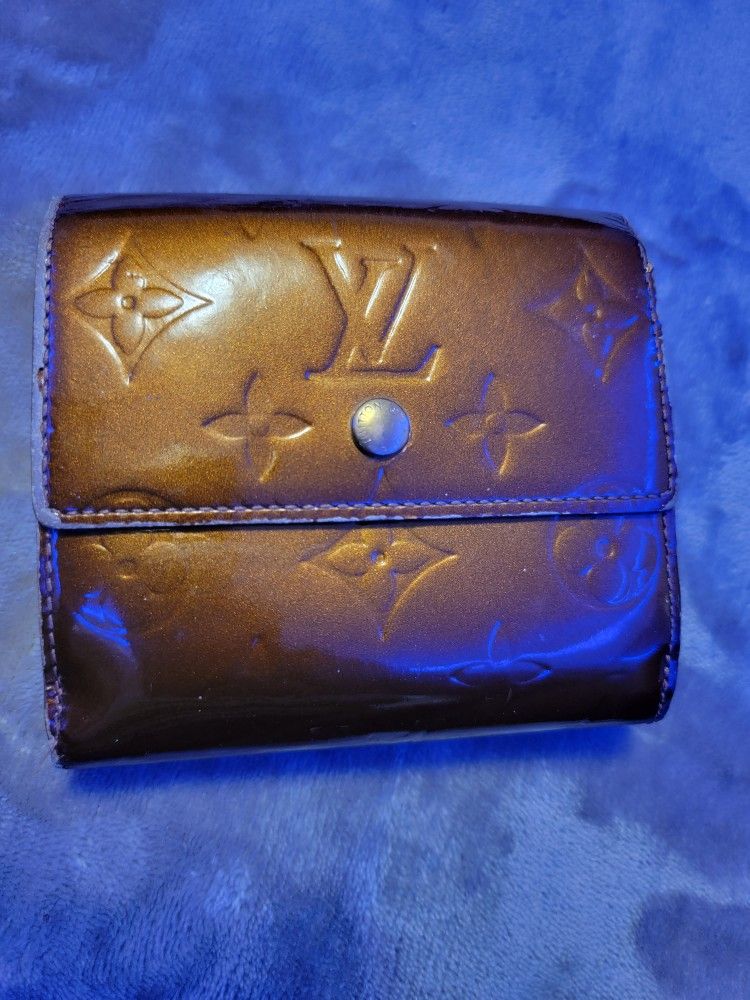 Lv Monogram Short Snap Wallet