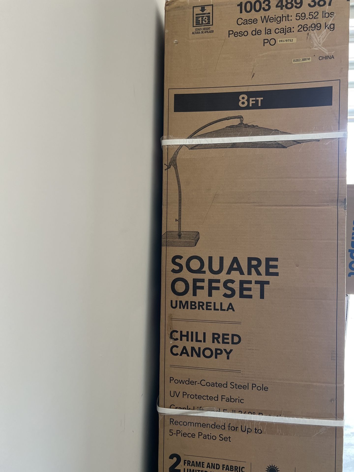 Hampton Bay 8ft Square Cantilever Patio Umbrella, Chili Red, Shade in Style.Brand New with warranty.