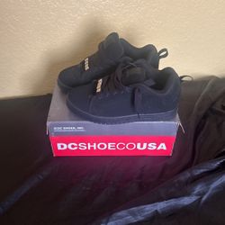 DC Anvil shoes Size 7 in men